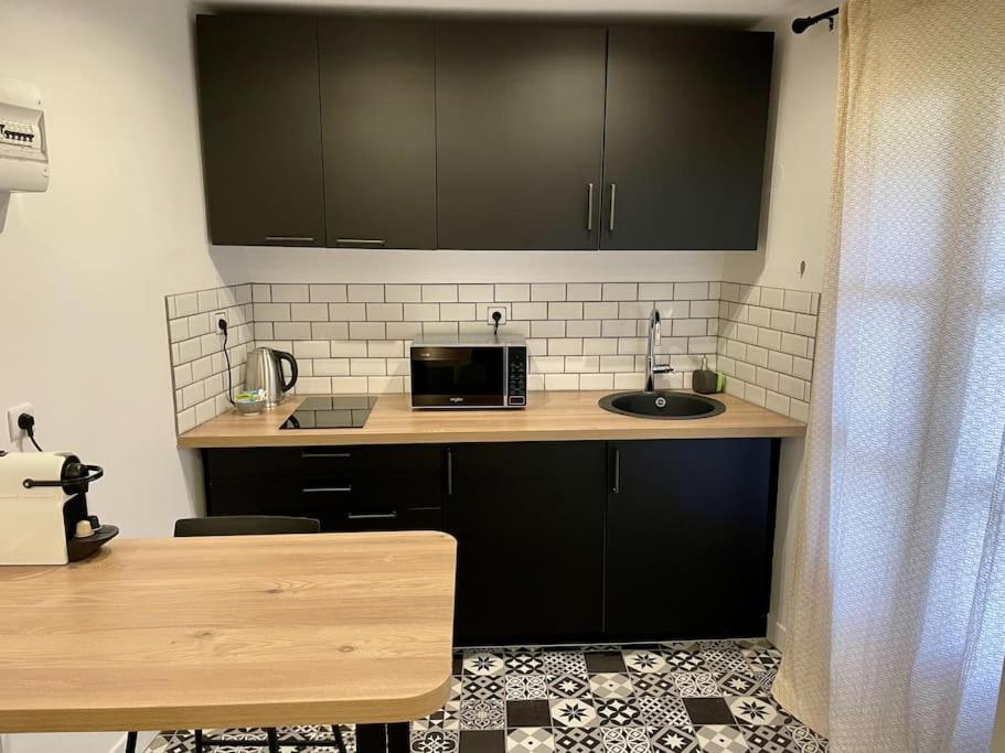 Le Moulin 3 - Appartement Tout Confort Centre Ville - Beziers - Wifi - Tv Connecte Dış mekan fotoğraf